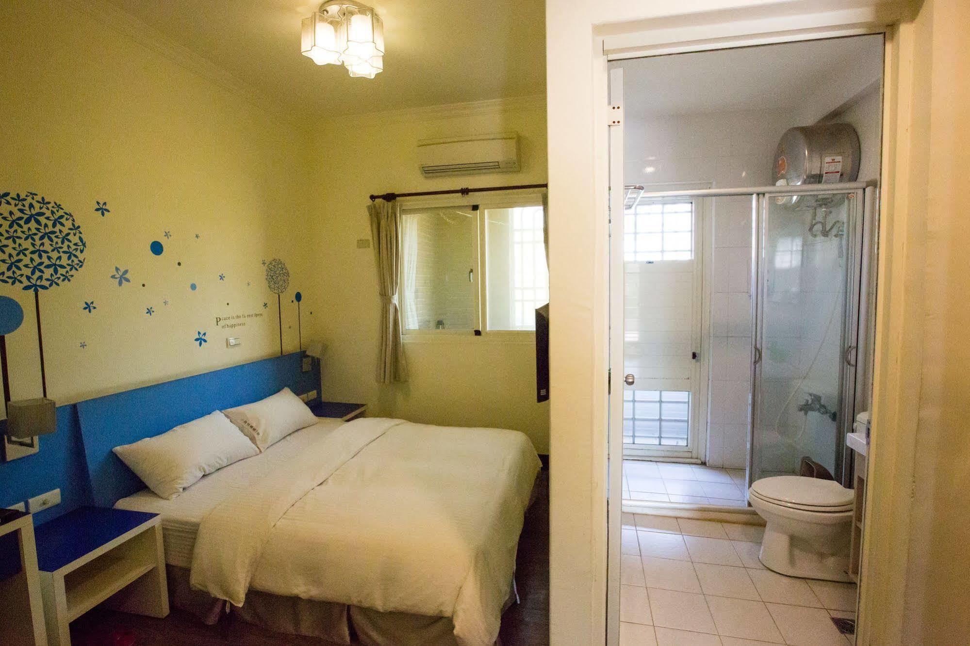 Backpacker B&B Jinning Bagian luar foto