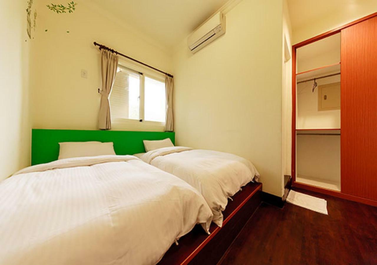 Backpacker B&B Jinning Bagian luar foto