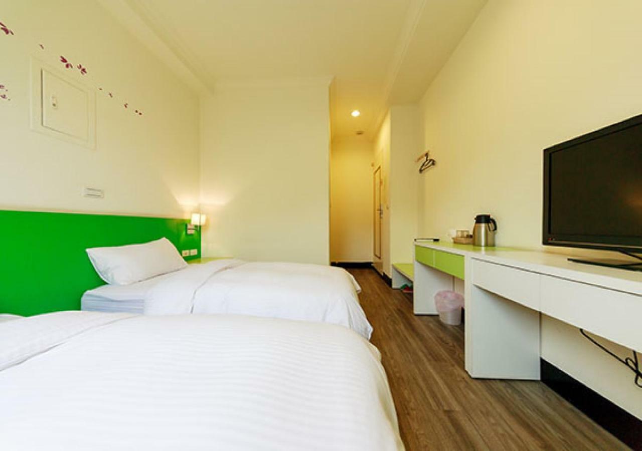 Backpacker B&B Jinning Bagian luar foto