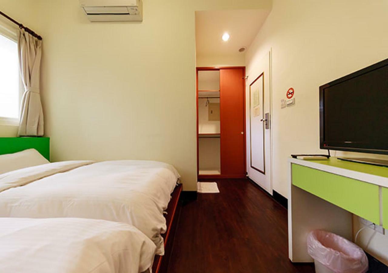 Backpacker B&B Jinning Bagian luar foto